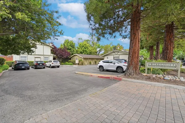 $990,000 | 38 Devonshire Avenue, Unit 6, Mountain View, CA 94043