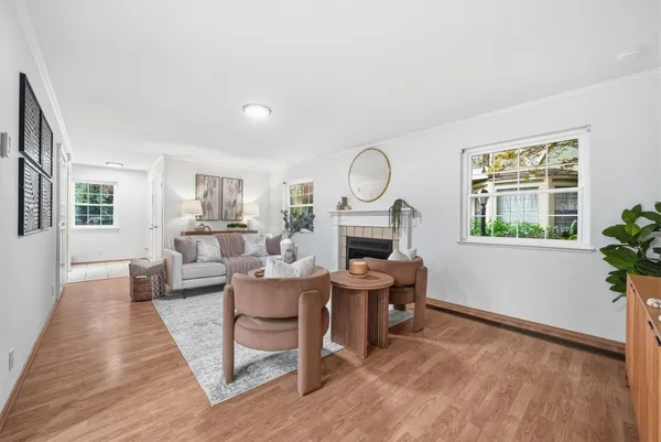 $990,000 | 38 Devonshire Avenue, Unit 6, Mountain View, CA 94043