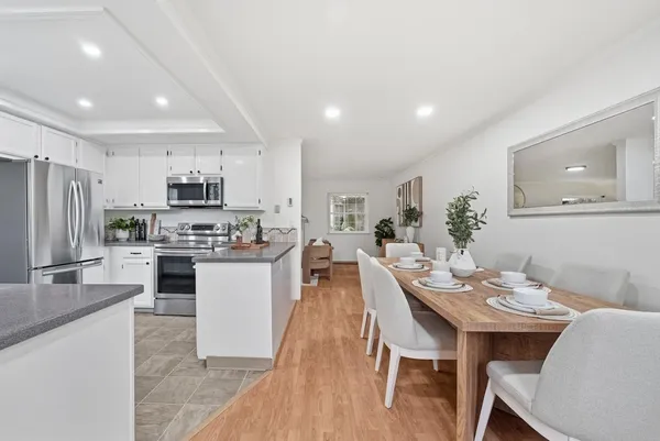 $990,000 | 38 Devonshire Avenue, Unit 6, Mountain View, CA 94043