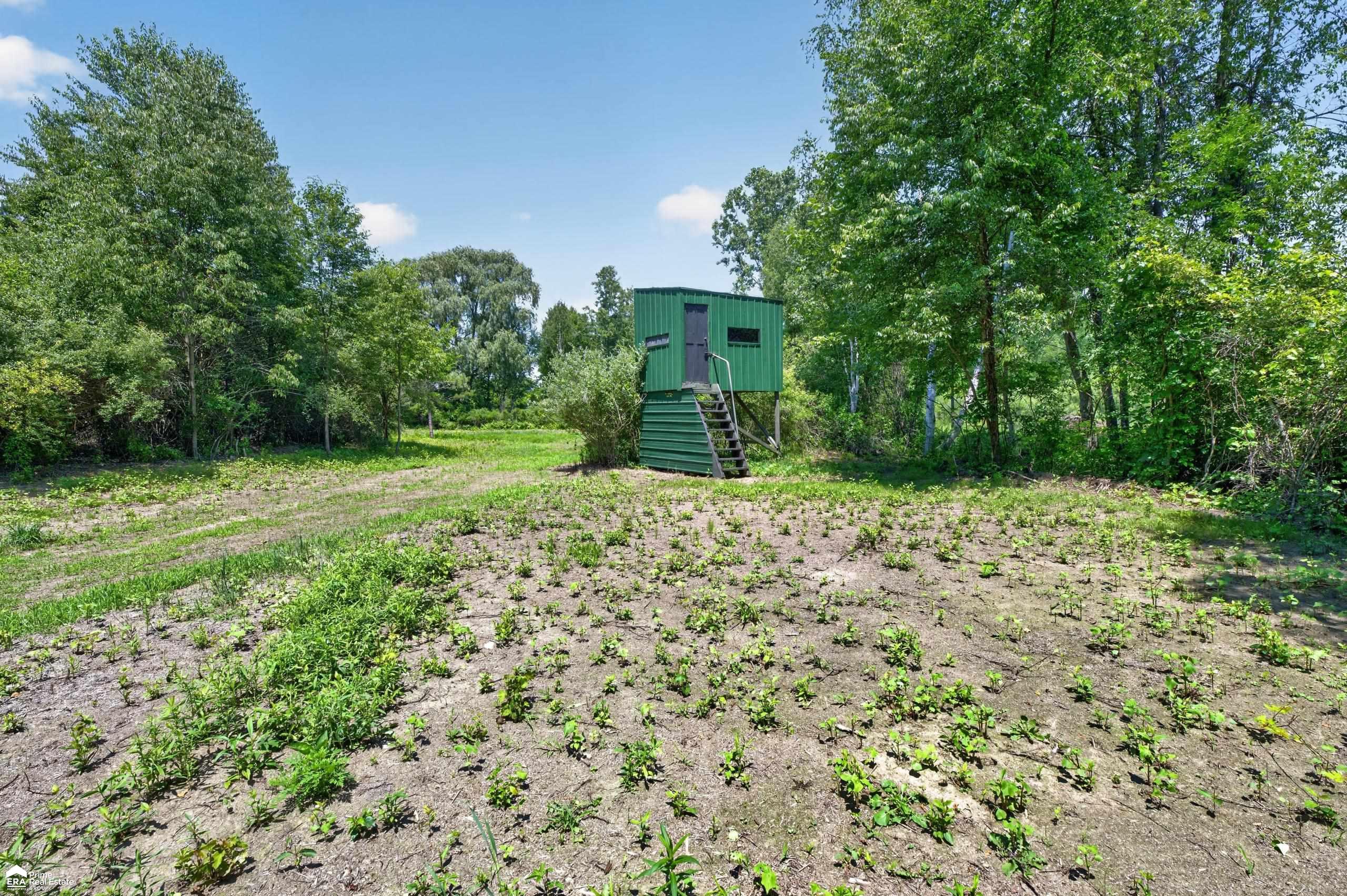 5498 Piersonville Road Columbiaville, MI 48421 - Photo 16 of 38