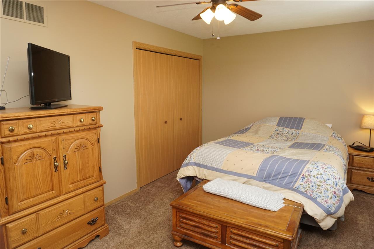 4094 Old Gate Road Rockford, IL 61109 - Photo 11 of 18 Gallery Image 11
