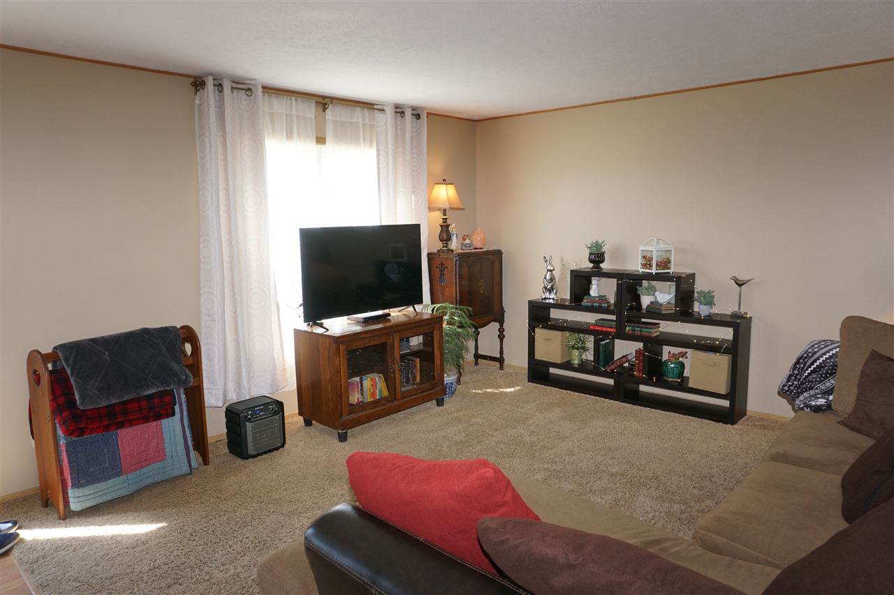 4094 Old Gate Road Rockford, IL 61109 - Photo 15 of 18 Gallery Image 15