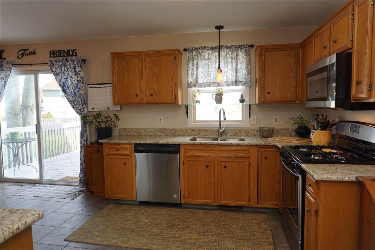 4094 Old Gate Road Rockford, IL 61109 - Photo 4 of 18 Gallery Image 4