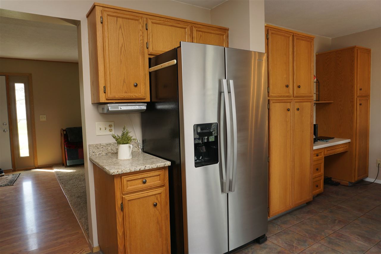 4094 Old Gate Road Rockford, IL 61109 - Photo 6 of 18 Gallery Image 6