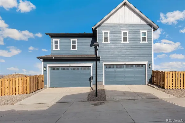 a view of a house with a outdoor space