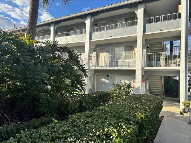 $1,200 | 122 Water Front Way, Unit 360, Altamonte Springs, FL 32701