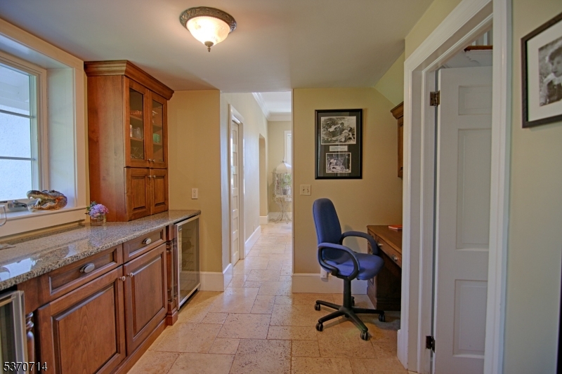 44 Manor Drive Bernards, NJ 07920 - Photo 13 of 31