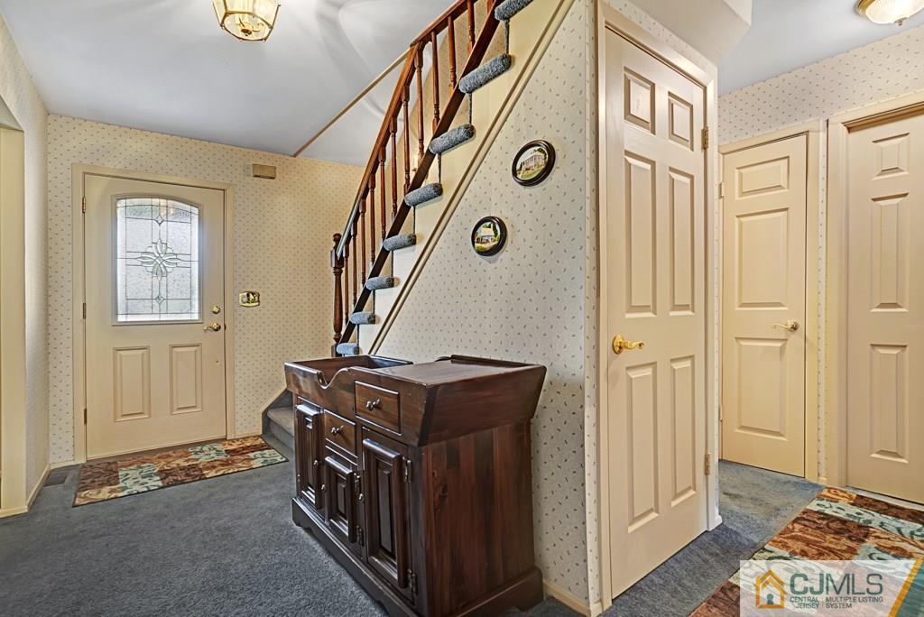 10 Overbrook Road Somerset, NJ 08873 - Photo 4 of 26 a view of an entryway door