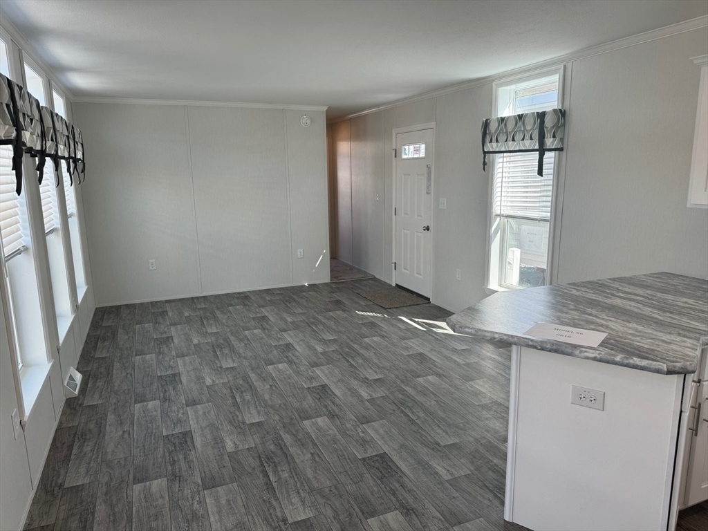 25 Groton School Road, Unit 14 Ayer, MA 01432 - Photo 6 of 11