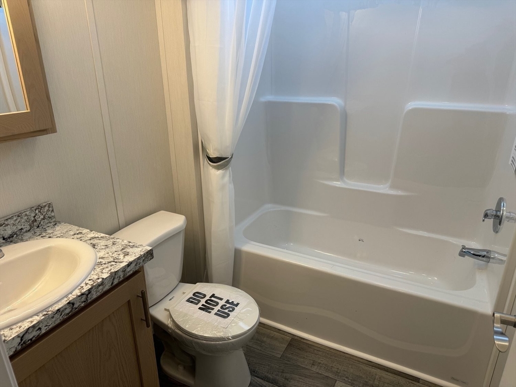 25 Groton School Road, Unit 14 Ayer, MA 01432 - Photo 10 of 11