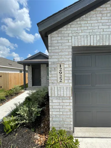$1,930 | 12922 Shells Lane, Crosby, TX 77532
