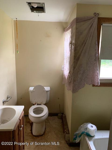 35 Owego Street Simpson, PA 18407 - Photo 4 of 10 IMG_8194