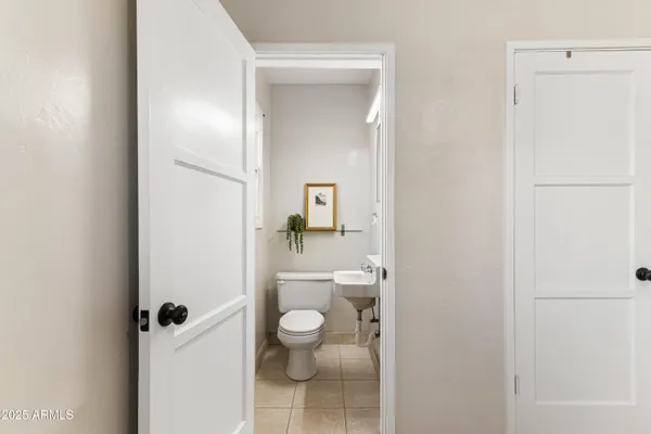 a bathroom with a toilet