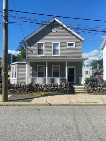 $2,600 | 16 Cozzens Avenue, Highland Falls, NY 10928