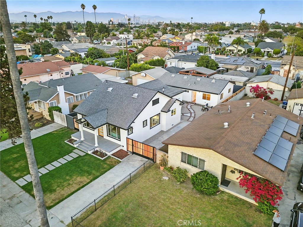 4340 2nd Avenue Los Angeles, CA 90008 - Photo 43 of 51 an aerial view of a house with a garden