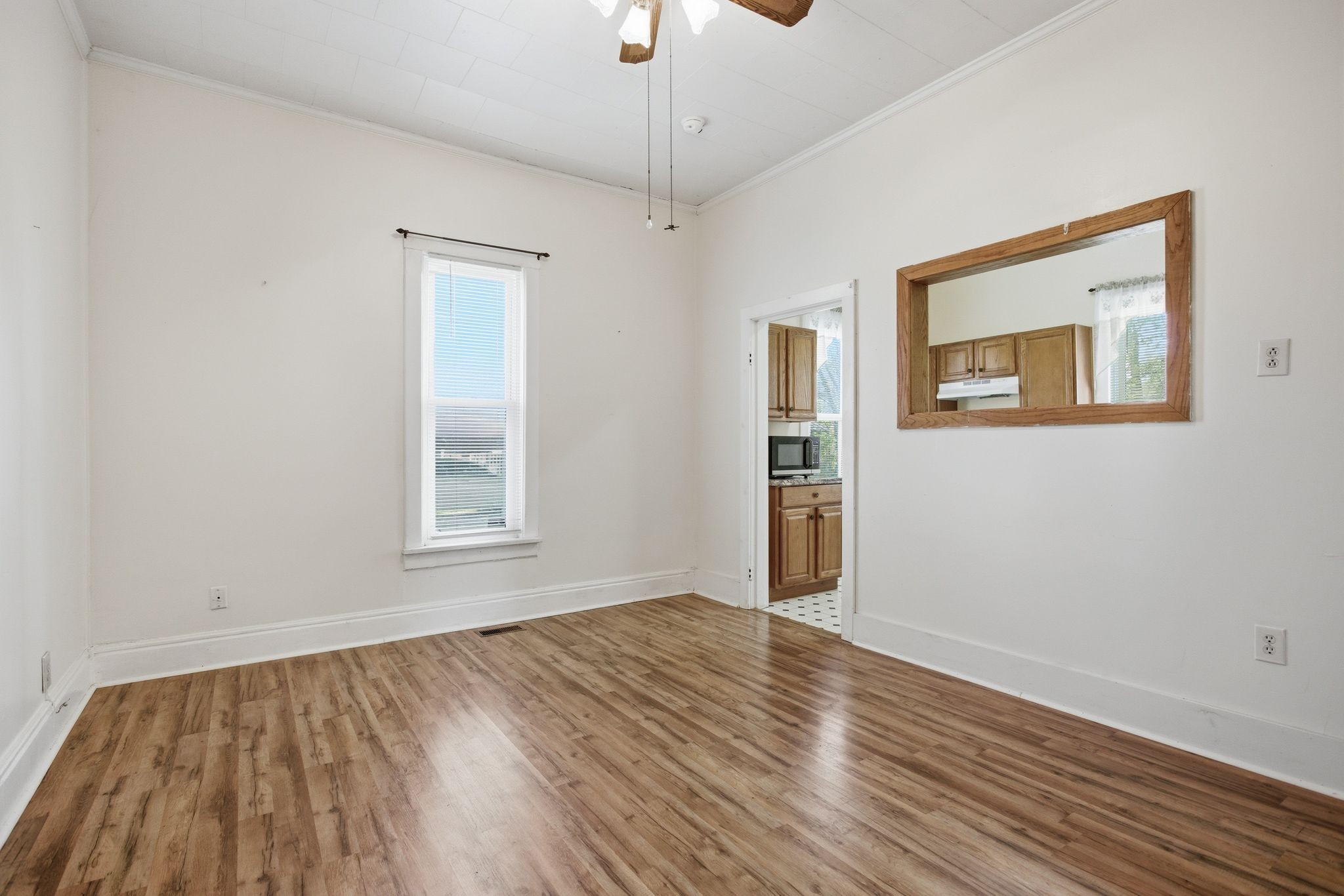 102 Locust Street Mount Pleasant, TN 38474 - Photo 8 of 27