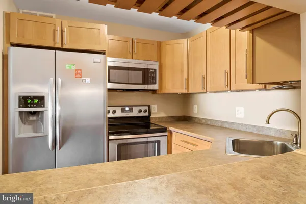 $275,000 | 4708A Dunbarton Road, Unit A, Mount Laurel, NJ 08054