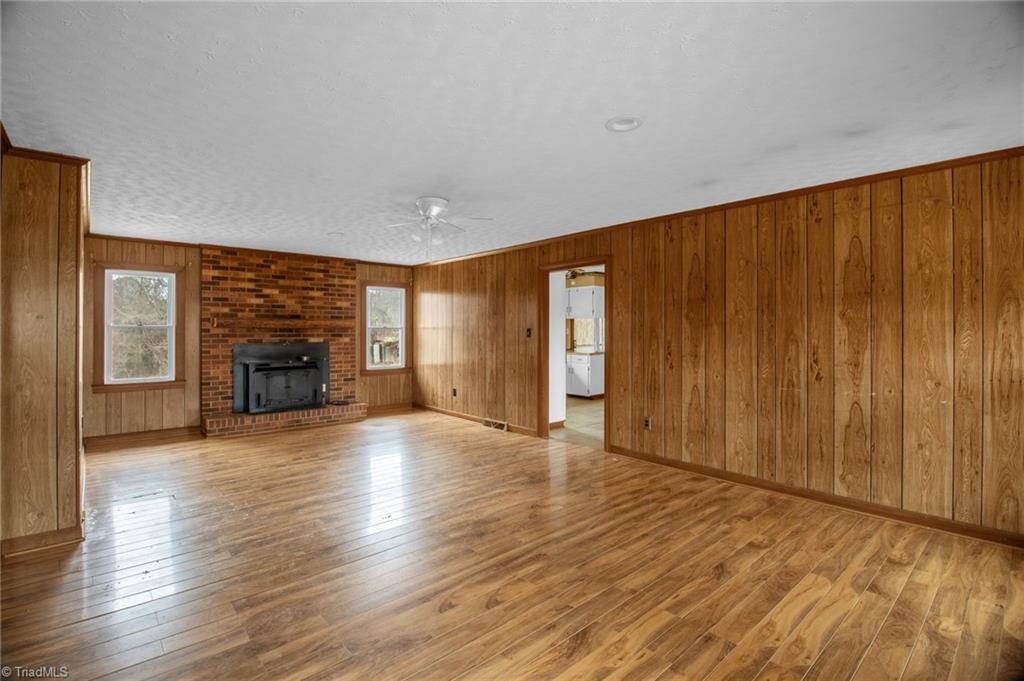 2533 Reedy Creek Road Lexington, NC 27295 - Photo 3 of 31