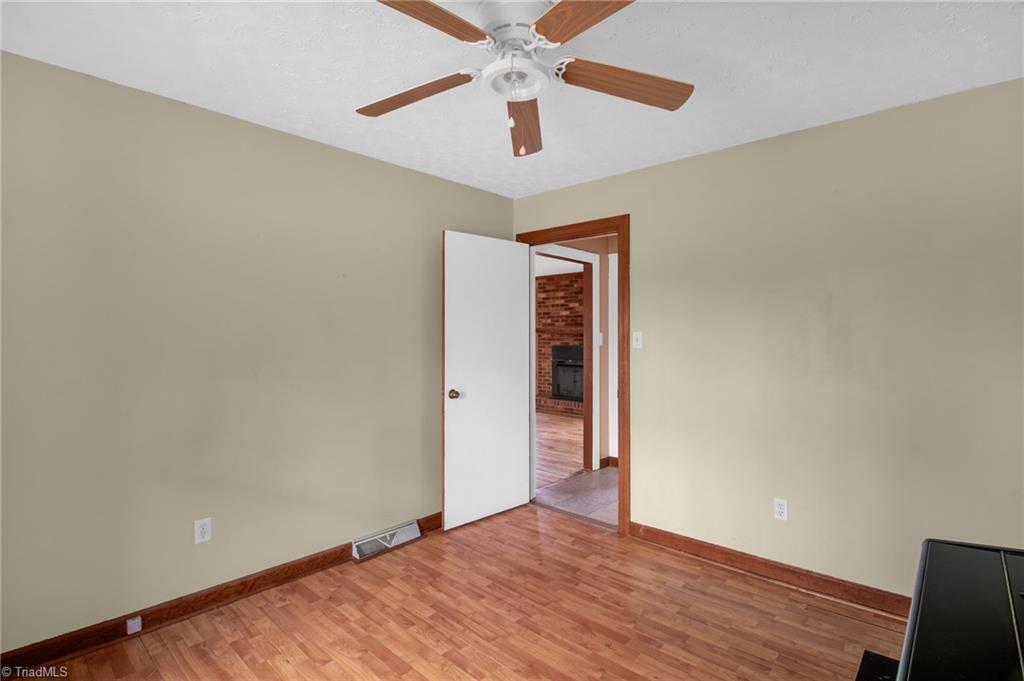 2533 Reedy Creek Road Lexington, NC 27295 - Photo 8 of 31