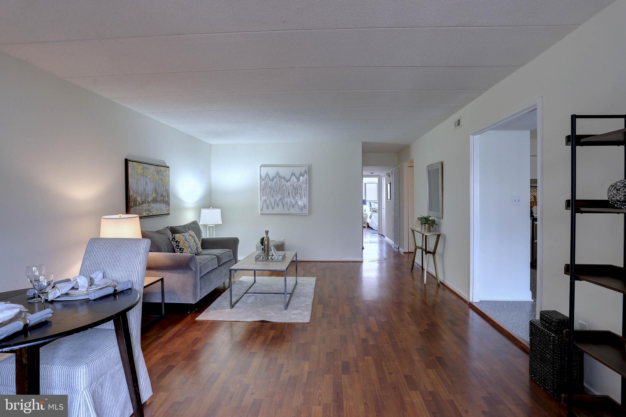 5639 Harpers Farm Road, Unit D Columbia, MD 21044 - Photo 10 of 27 Living Room