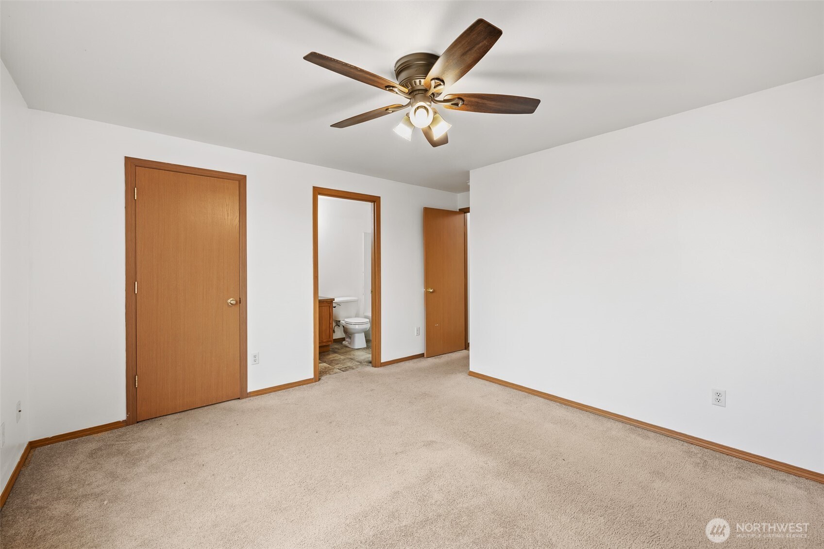 980 Capstone Avenue Othello, WA 99344 - Photo 15 of 20 a view of an empty room