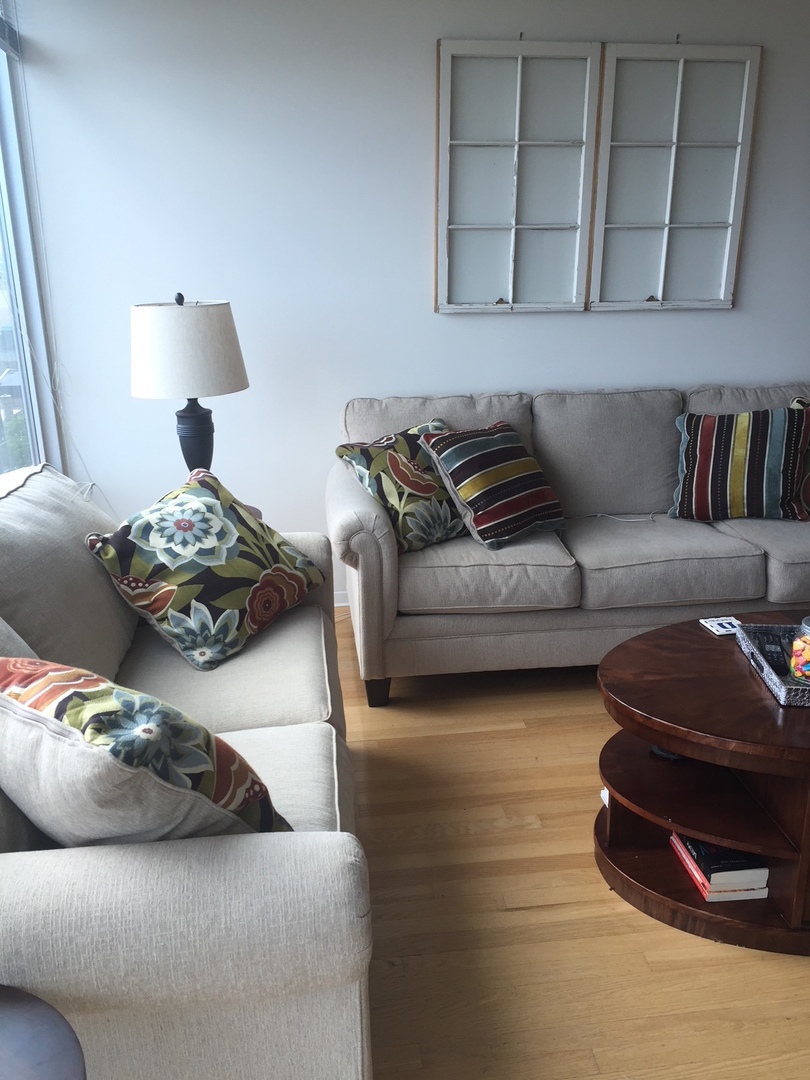 800 Elgin Road, Unit PH05 Evanston, IL 60201 - Photo 2 of 18