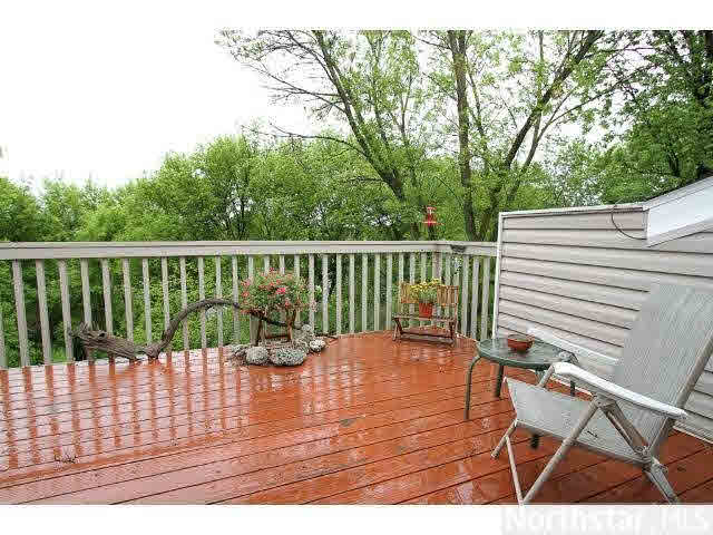 9174 Neill Lake Road Eden Prairie, MN 55347 - Photo 15 of 18