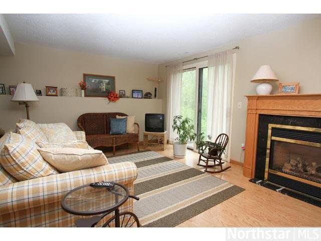 9174 Neill Lake Road Eden Prairie, MN 55347 - Photo 10 of 18
