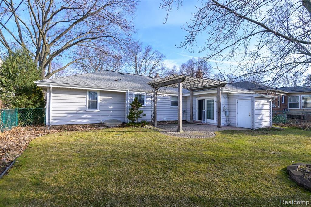 4339 Samoset Road Royal Oak, MI 48073 - Photo 16 of 16