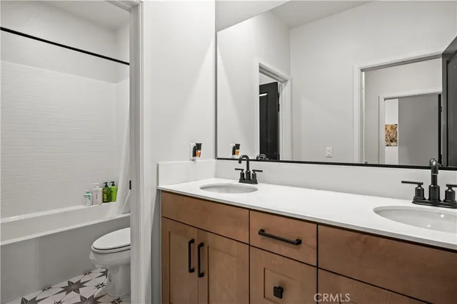 $849,880 | 4029 Summer Way, Corona, CA 92883