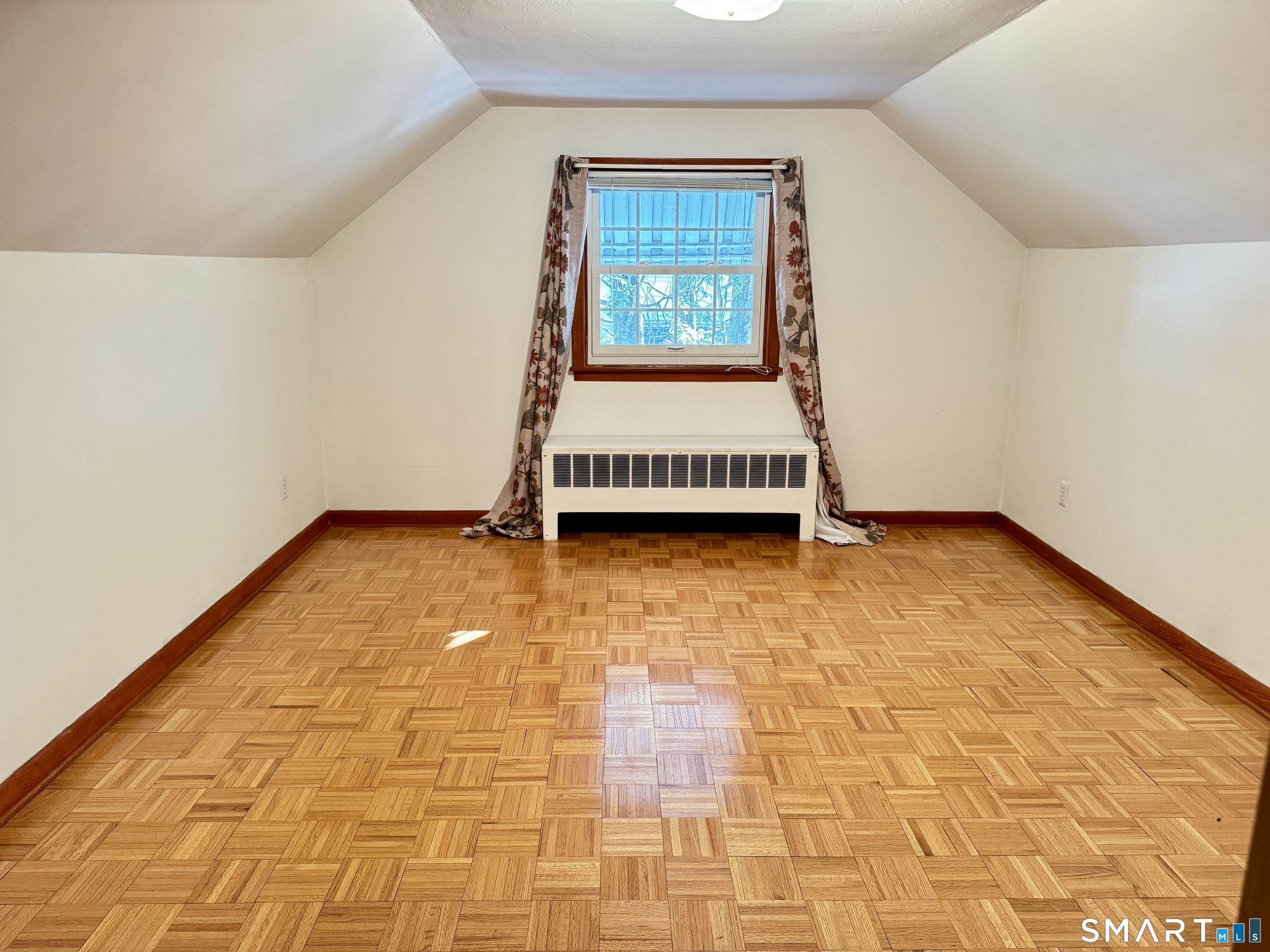 253 Kneeland Road New Haven, CT 06512 - Photo 26 of 42