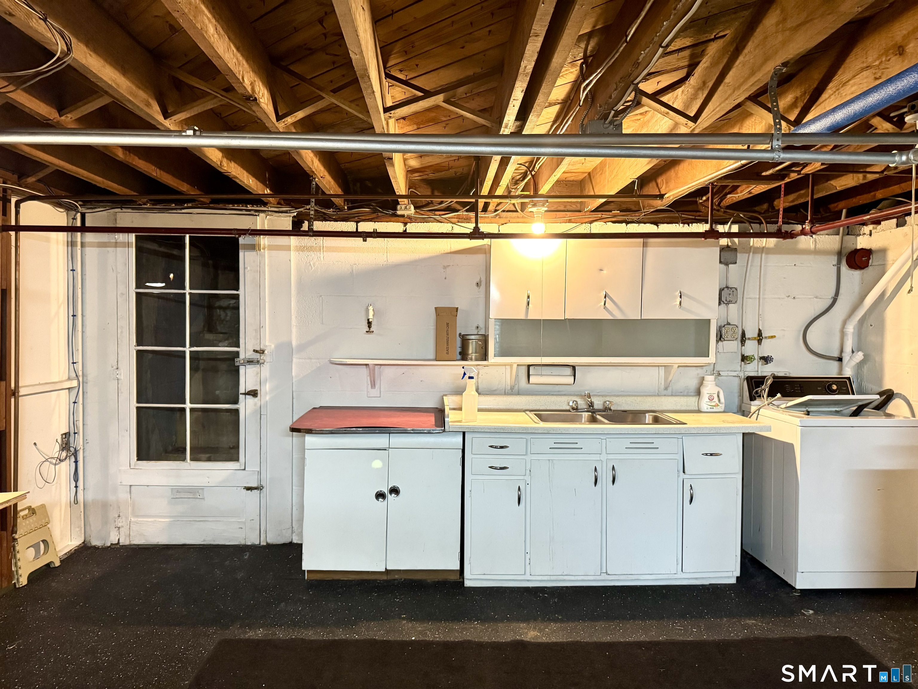 253 Kneeland Road New Haven, CT 06512 - Photo 36 of 42