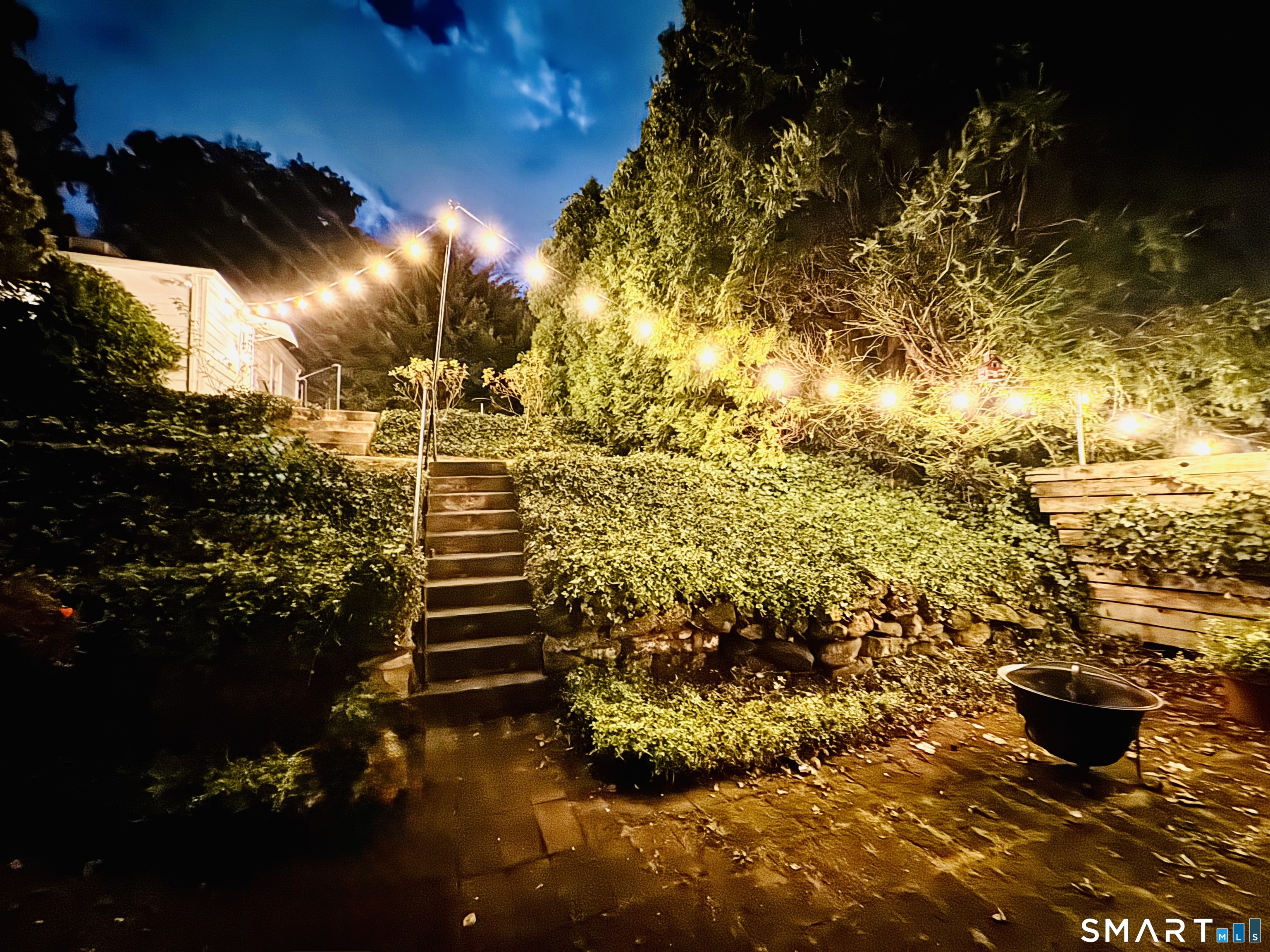 253 Kneeland Road New Haven, CT 06512 - Photo 6 of 42