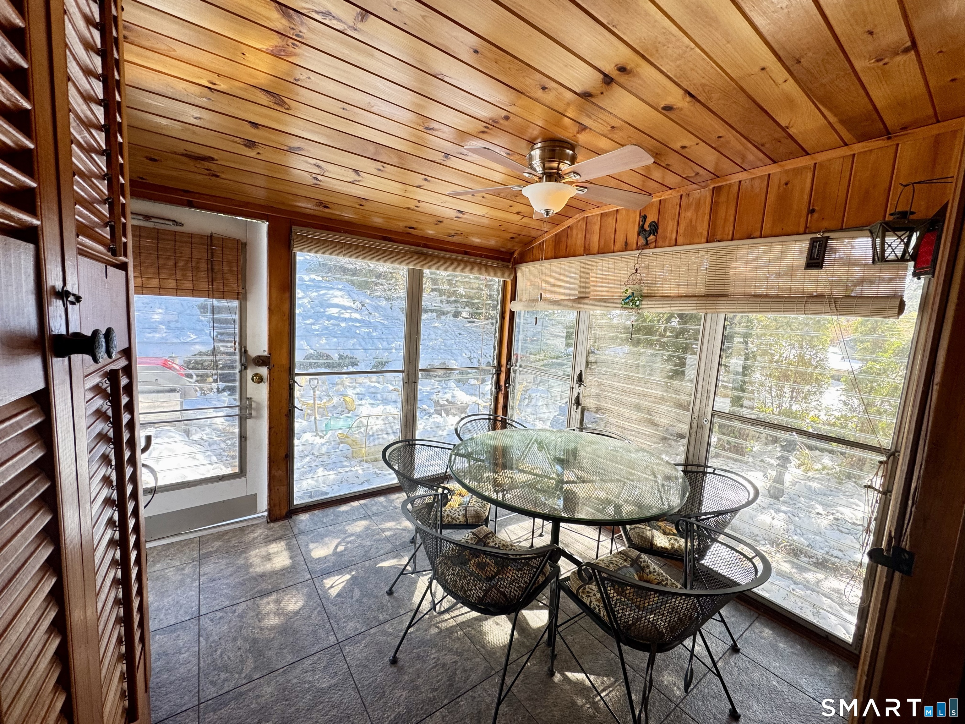 253 Kneeland Road New Haven, CT 06512 - Photo 10 of 42