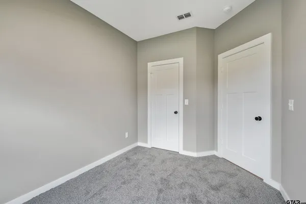 $309,560 | 16418 Crossing Circle, Lindale, TX 75771