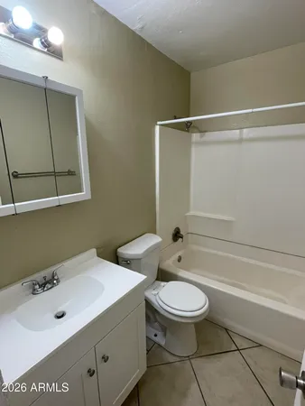 $2,099 | 1701 East Harvard Street, Unit FRNT HS, Phoenix, AZ 85006
