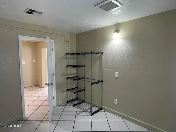 $1,999 | 1701 East Harvard Street, Unit FRNT HS, Phoenix, AZ 85006