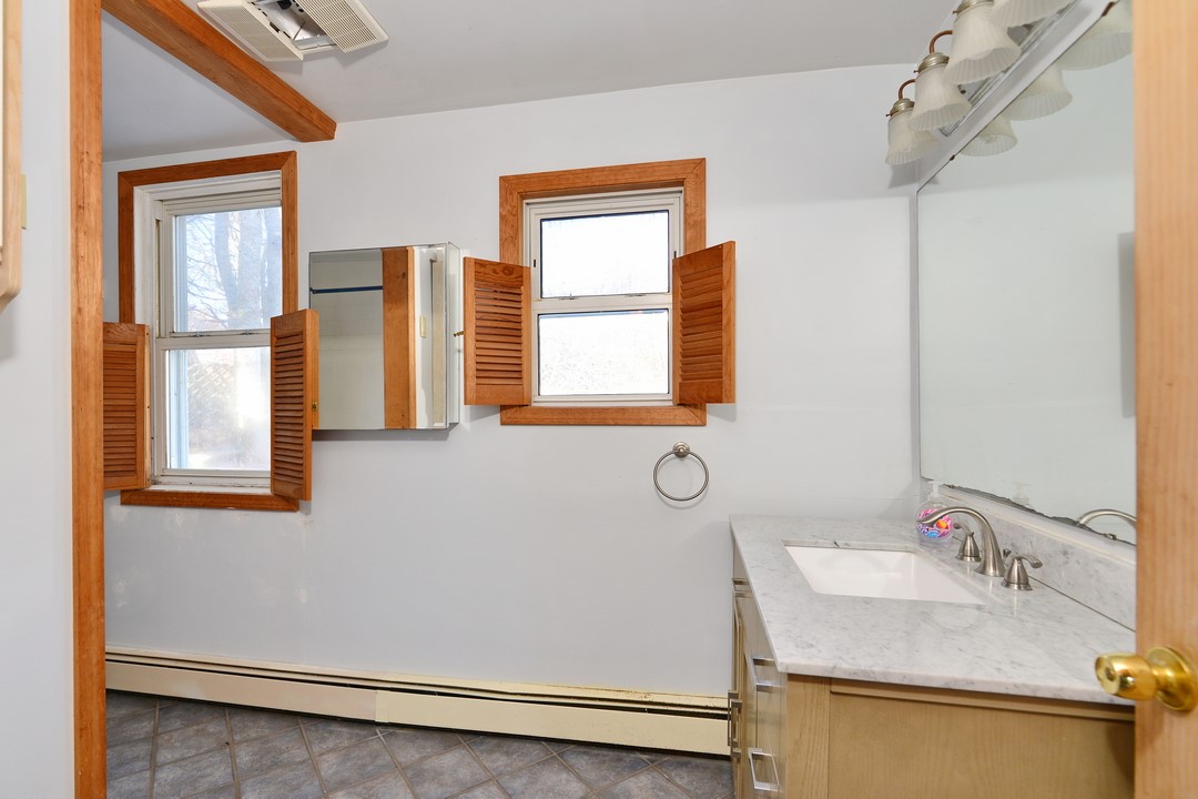 4437 Old Post Road Charlestown, RI 02813 - Photo 13 of 32