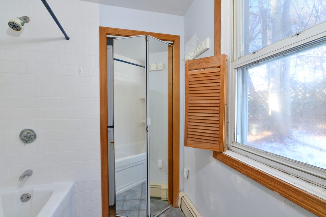 4437 Old Post Road Charlestown, RI 02813 - Photo 14 of 32