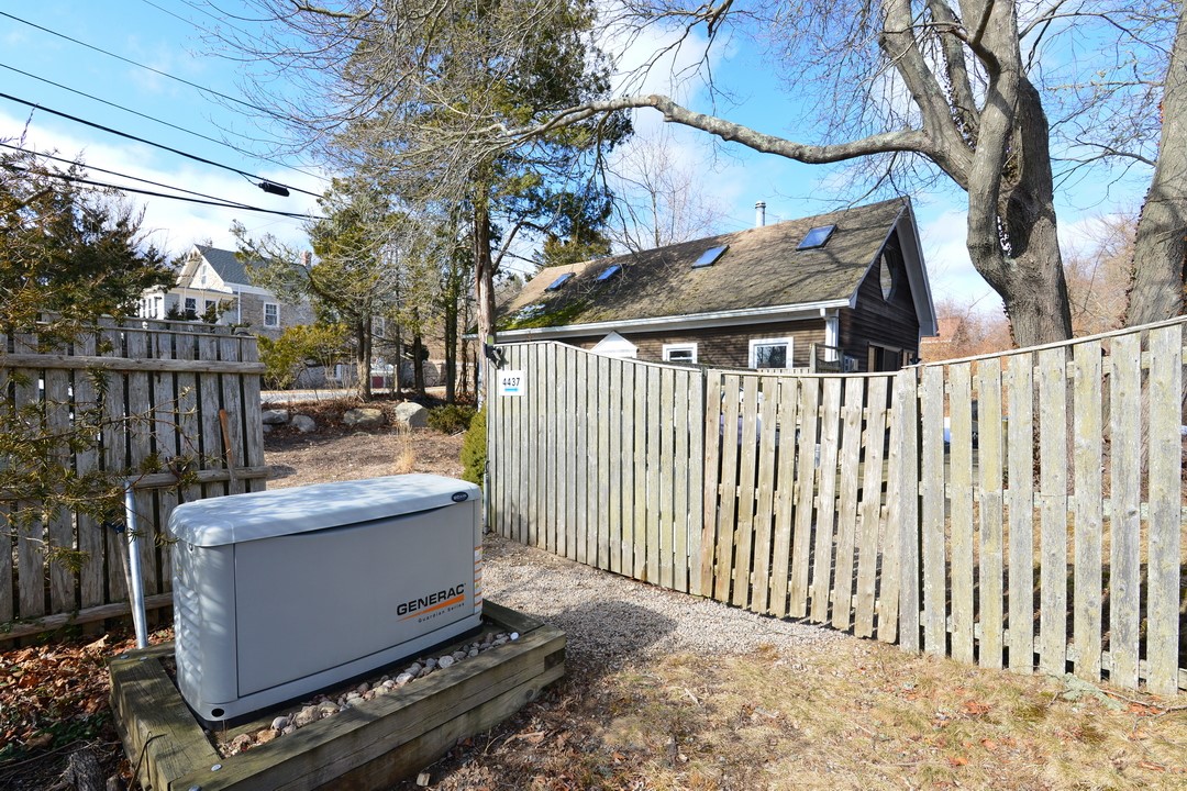 4437 Old Post Road Charlestown, RI 02813 - Photo 17 of 32