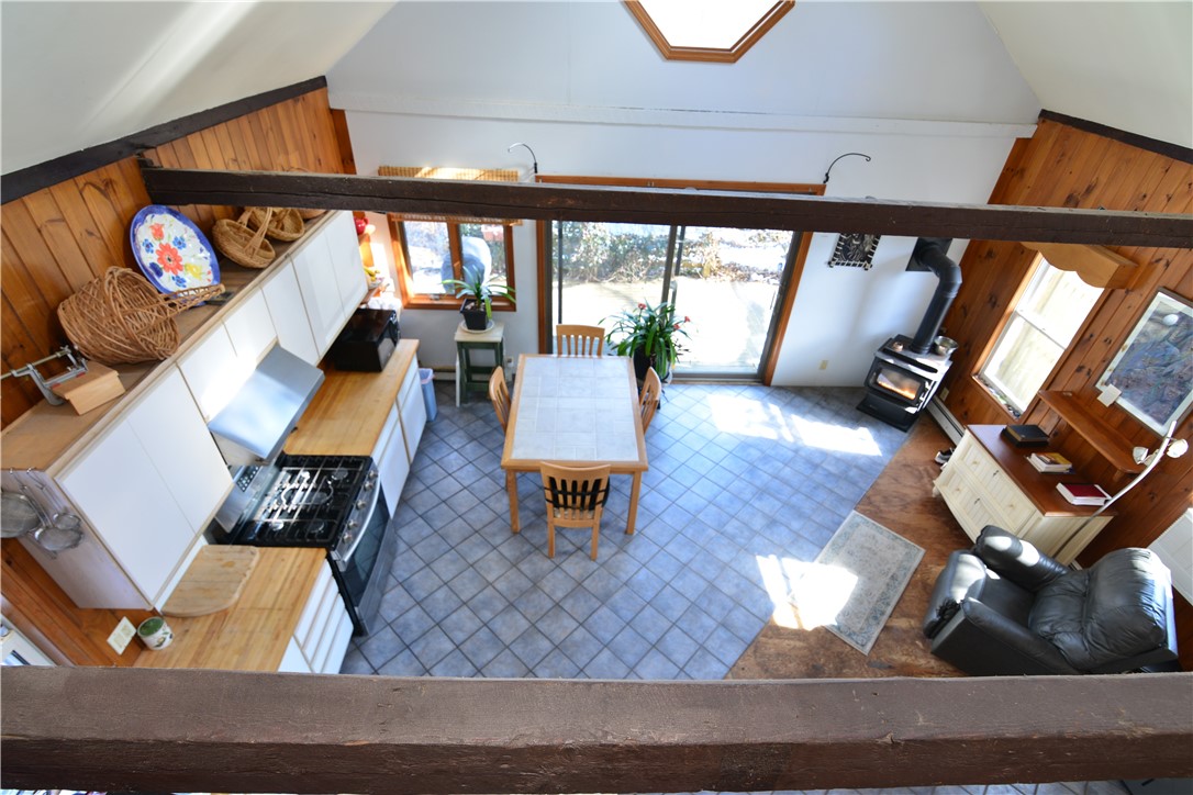 4437 Old Post Road Charlestown, RI 02813 - Photo 9 of 32