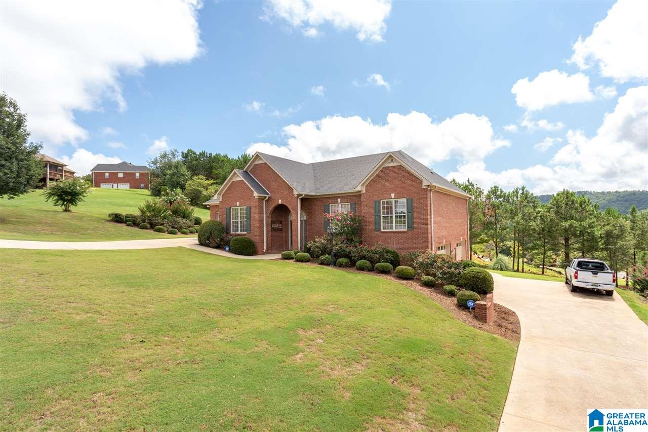 303 Valley View Lane Oneonta, AL 35121 - Photo 3 of 48