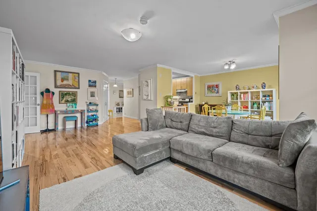 $1,095,000 | 2500 Johnson Avenue, Unit 2NP | Spuyten Duyvil