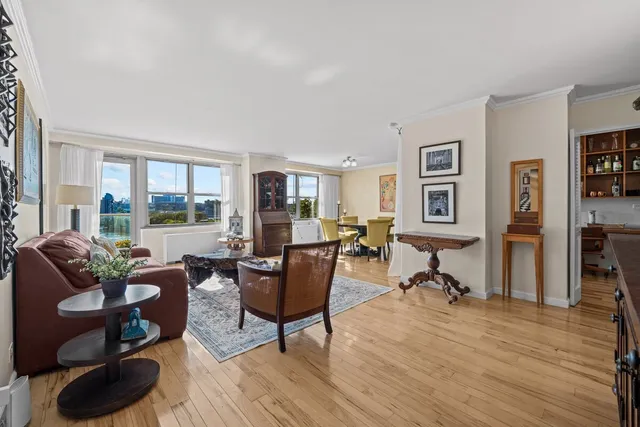 $1,095,000 | 2500 Johnson Avenue, Unit 2NP | Spuyten Duyvil