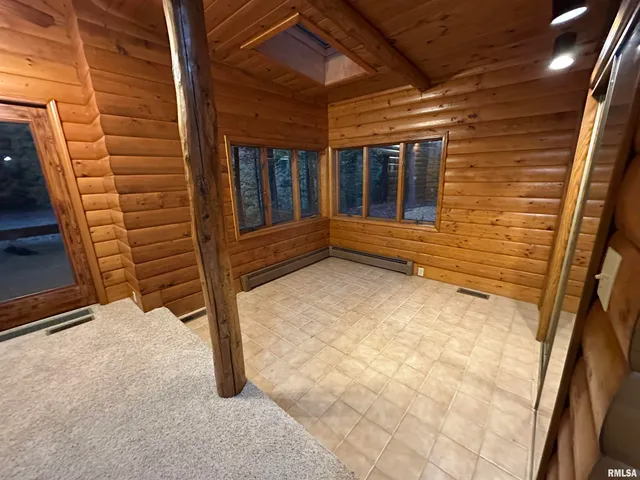 $825,000 | 5446 North 1700th Street, Dieterich, IL 62424