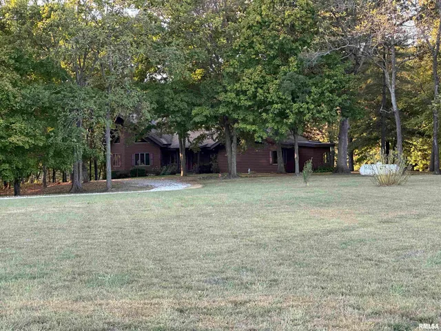 $825,000 | 5446 North 1700th Street, Dieterich, IL 62424