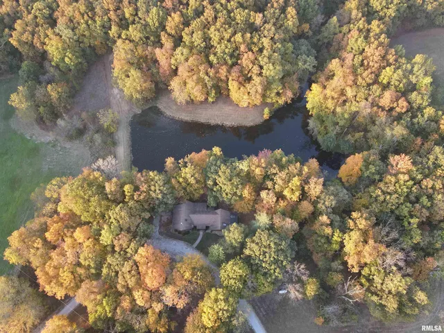 $825,000 | 5446 North 1700th Street, Dieterich, IL 62424