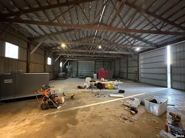 $825,000 | 5446 North 1700th Street, Dieterich, IL 62424