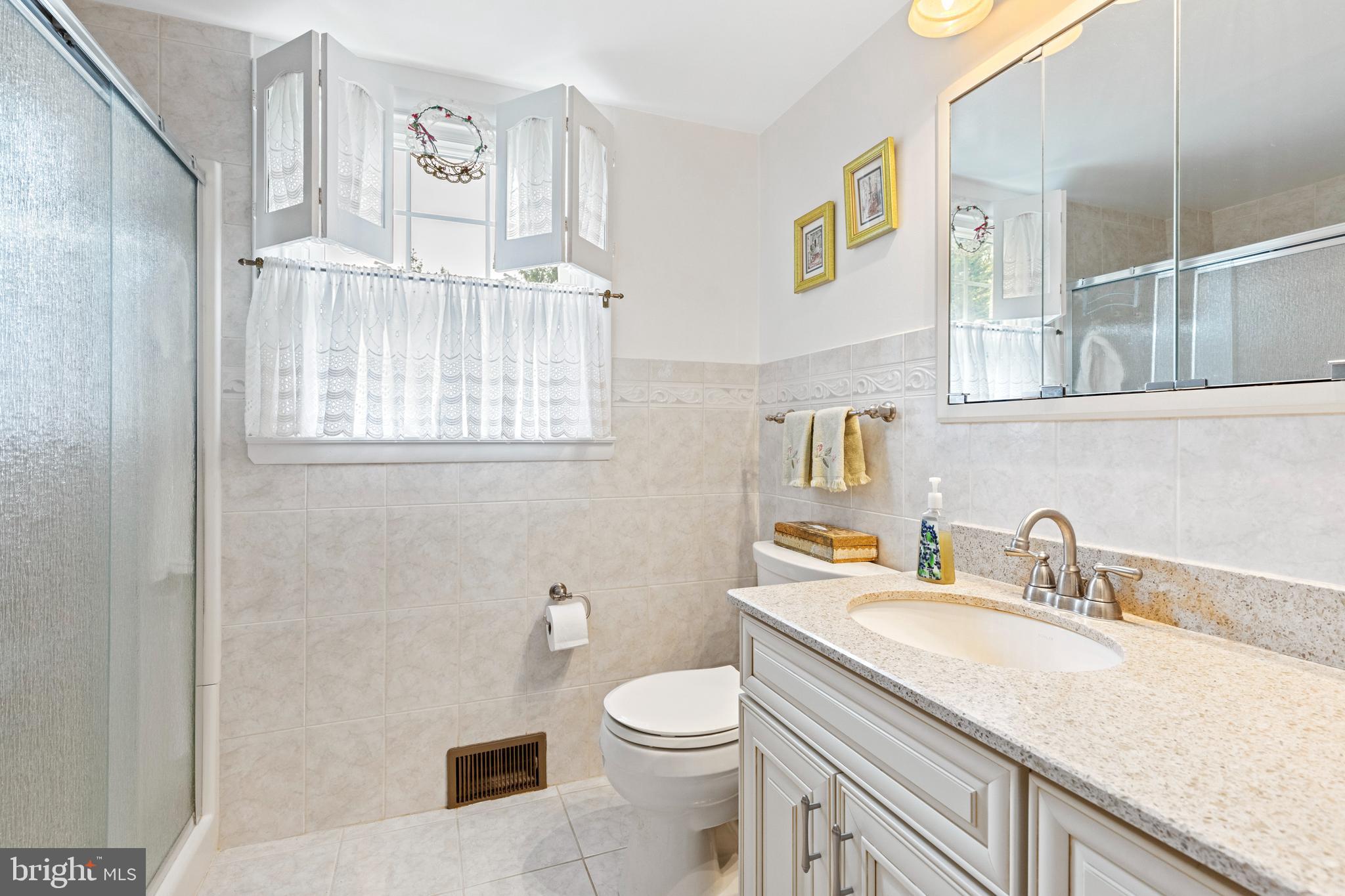 768 Crosswicks Road Jenkintown, PA 19046 - Photo 15 of 36 Gallery Image 15