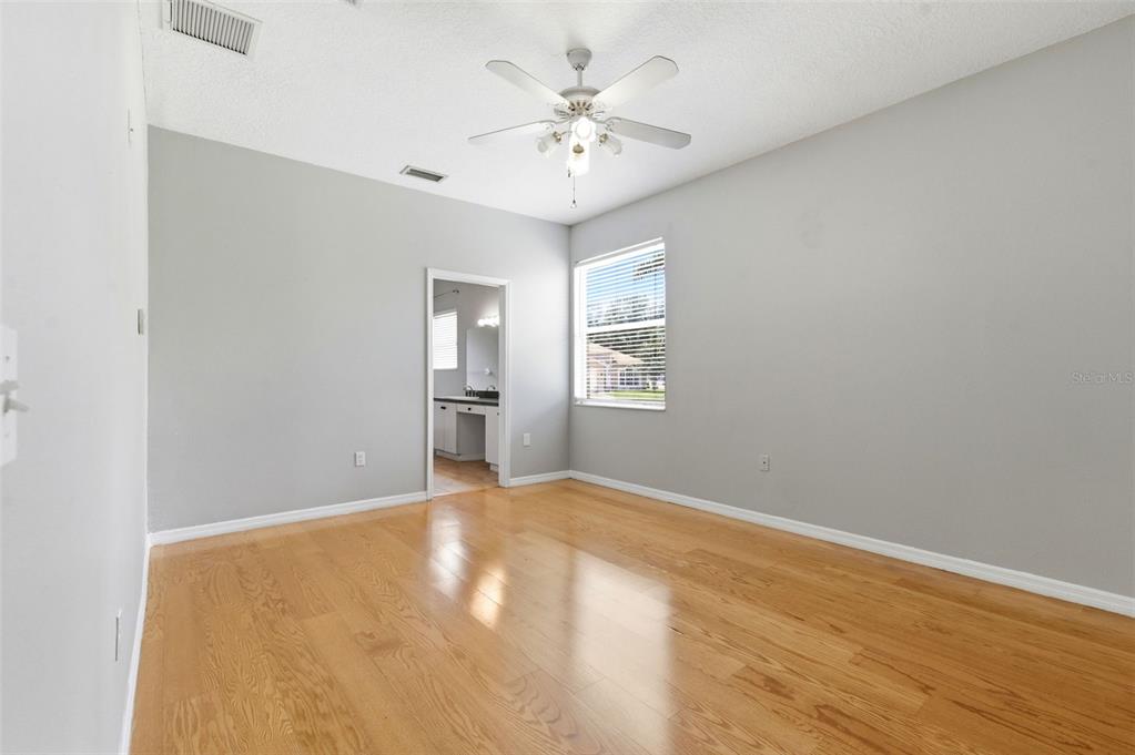 1623 Crossvine Court Trinity, FL 34655 - Photo 20 of 56